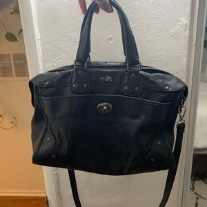 Coach purse with shoulder strap